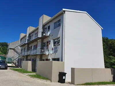 2 Bedroom Apartment For Sale in East London - img