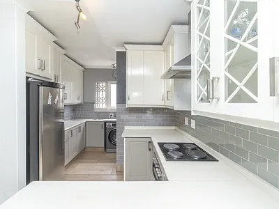 4 Bedroom Townhouse For Sale in Sandton - img