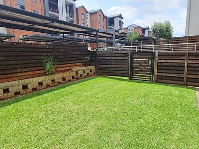 3 Bedroom Townhouse To Rent in Edenvale - ebNK.webp