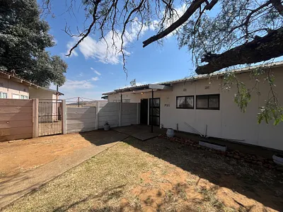 3 Bedroom House To Rent in Grootvlei - img