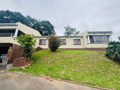 4 Bedroom House For Sale in Durban - img