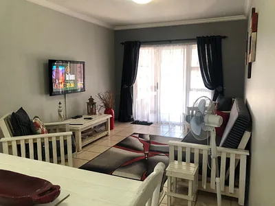 2 Bedroom Apartment To Rent in Langebaan - img