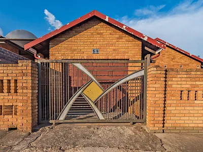 3 Bedroom House For Sale in Soweto - img
