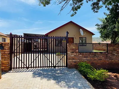 3 Bedroom House For Sale in Pretoria - img