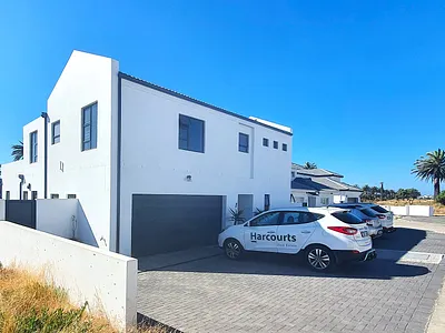 4 Bedroom House For Sale in St Helena Bay - HK3l.webp