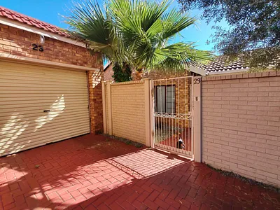 3 Bedroom Apartment For Sale in Vanderbijlpark - AN7s.webp