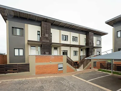 2 Bedroom Townhouse For Sale in Hillcrest - img