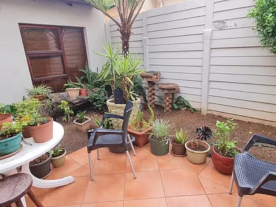 2 Bedroom House To Rent in Edenvale - 2m5t.webp