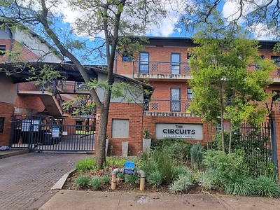 2 Bedroom Apartment For Sale in Pretoria - VbQu.webp