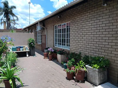 3 Bedroom House For Sale in Witbank - img