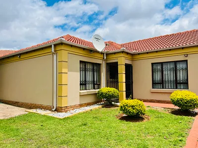 3 Bedroom Townhouse For Sale in Witbank - img