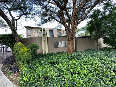 2 Bedroom Apartment For Sale in Rustenburg - l9Cu.webp