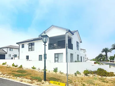 3 Bedroom House For Sale in St Helena Bay - img