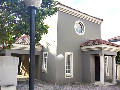 2 Bedroom Townhouse For Sale in Brakpan - rnxc.webp