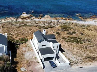 3 Bedroom House For Sale in St Helena Bay - img