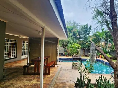 3 Bedroom House For Sale in Malelane - AcPq.webp