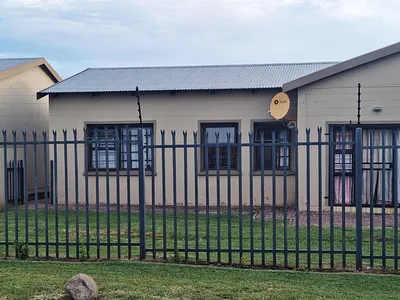 3 Bedroom House For Sale in Brits - 66L3.webp