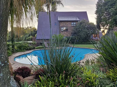 8 Bedroom House For Sale in Glen Austin, Midrand - 5RB2.webp