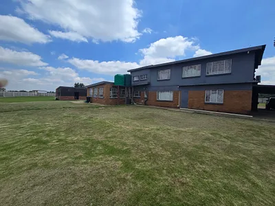 6 Bedroom House For Sale in Vanderbijlpark - SRCe.webp