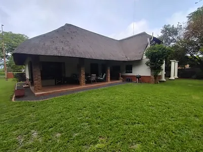 Farm For Sale in Akasia - AqWI.webp