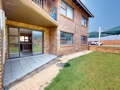 3 Bedroom Townhouse For Sale in Boksburg - img