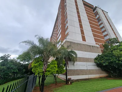0.5 Bedroom Apartment For Sale in Pretoria - img