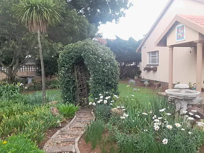 4 Bedroom House For Sale in Nigel - img