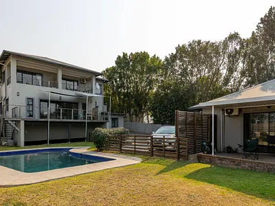 10 Bedroom House For Sale in Durban North - bKpR.webp