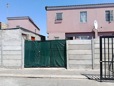 2 Bedroom House For Sale in Eersterivier - hMZb.webp