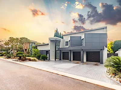 6 Bedroom House For Sale in Centurion - 6as5.webp