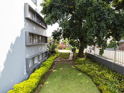 1 Bedroom Apartment For Sale in Durban - qKVr.webp