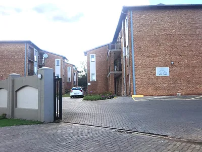 1 Bedroom Apartment For Sale in Pretoria - KD5v.webp