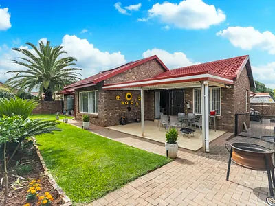 3 Bedroom House For Sale in Centurion - XVjg.webp