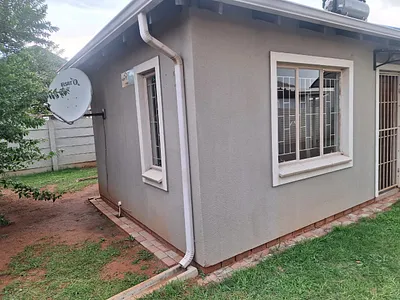 3 Bedroom House To Rent in Alberton - hGRb.webp