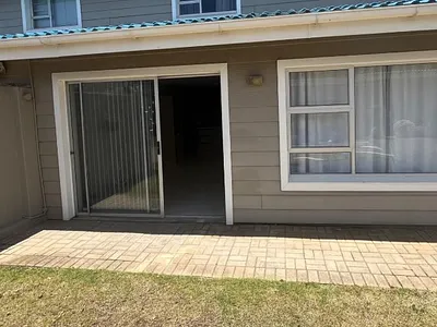 2 Bedroom Townhouse For Sale in Hartenbos - JjRi.webp