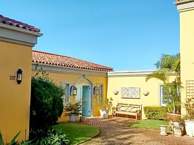 5 Bedroom House To Rent in Plettenberg Bay - GNnh.webp