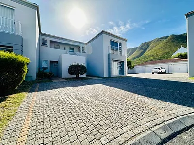 2 Bedroom Apartment To Rent in Hermanus - mIwI.webp