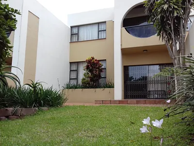 3 Bedroom Townhouse To Rent in Durban North - r745.webp