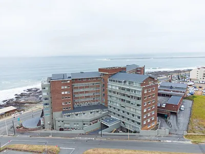 3 Bedroom Apartment To Rent in East London - eZ2l.webp