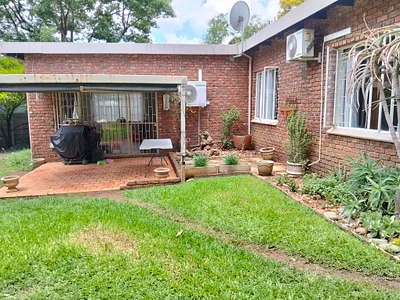 3 Bedroom House For Sale in Pretoria - 8tl5.webp