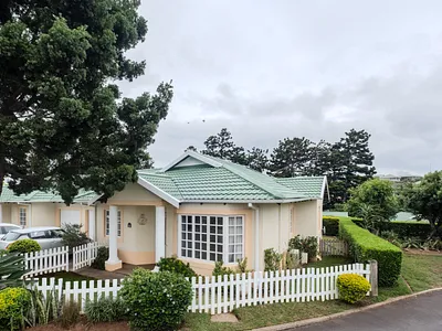 2 Bedroom Townhouse For Sale in Umhlanga - fMlv.webp