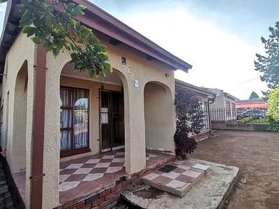 3 Bedroom House For Sale in Brits - Z6wK.webp