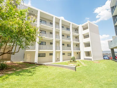 2 Bedroom Apartment For Sale in Randburg - lZph.webp