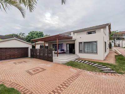 4 Bedroom House For Sale in Umhlanga - 7SCi.webp