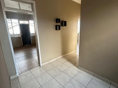 2 Bedroom Apartment To Rent in Johannesburg - cDRp.webp