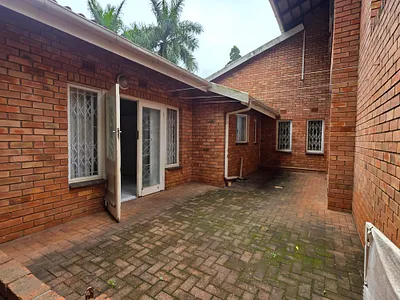 1 Bedroom Apartment To Rent in Empangeni - img