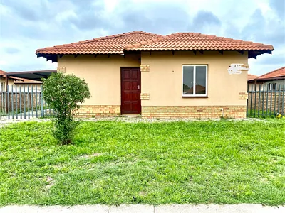 3 Bedroom House For Sale in Rustenburg - nvcd.webp