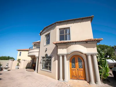 4 Bedroom House For Sale in St Francis Bay - img