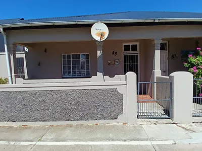 3 Bedroom House To Rent in Port Elizabeth - Y8p0.webp