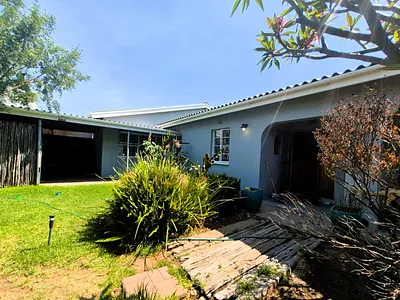 3 Bedroom House For Sale in Worcester - SKdZ.webp